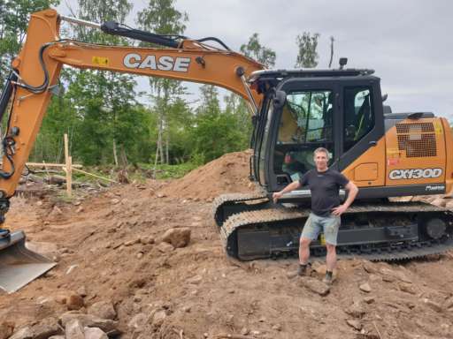 LEVERANS AV CASE CX130D TILL NÖJD KUND I HALLAND!