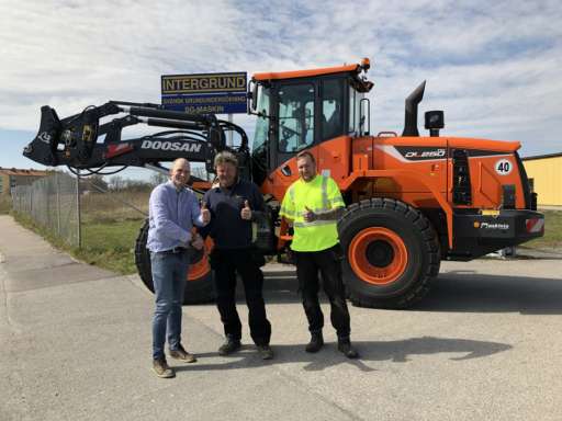 LEVERANS AV DOOSAN DL250TC-5 TILL SVENSK GRUNDUNDERSÖKNING AB!