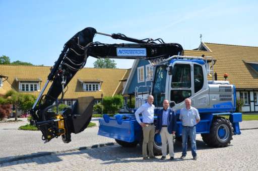 LEVERANS AV DOOSAN DX170W-5 TILL TOMMY NORDBERGH ÅKERI AB!