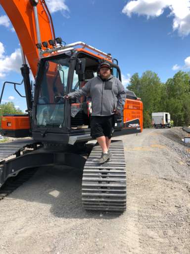 LEVERANS AV DOOSAN DX235LC-5 TILL GILLERBERGS ENTREPRENAD!