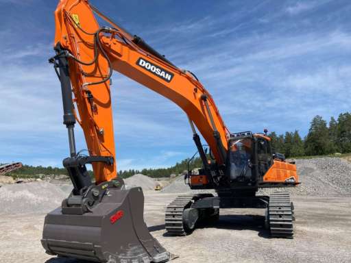 LEVERANS AV DOOSAN DX530LC-7! 