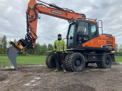 LEVERANS AV DOOSAN DX160W-5! 