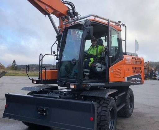 LEVERANS AV EN DOOSAN DX170W-5!