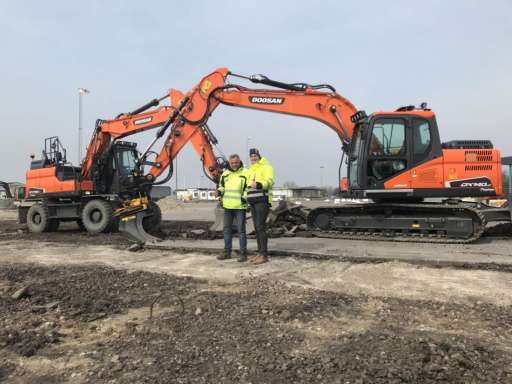 LEVERANS AV DOOSAN DX140LC-5 TILL MARK OCH ANLÄGGNING I SKÅNE AB!