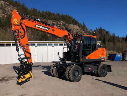 Leverans av Doosan DX165WR-7!