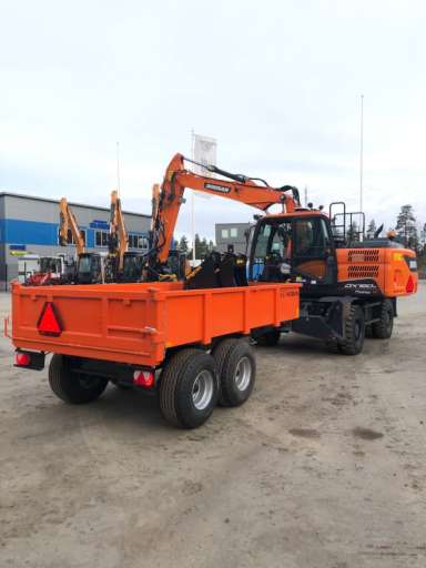 LEVERANS AV DOOSAN DX160W-5 TILL STOCKHOLMS KUND!