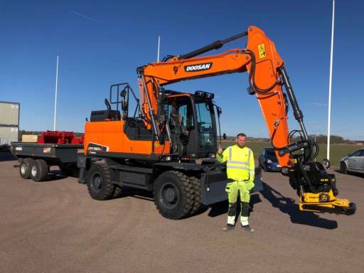 LEVERANS AV DOOSAN DX160W-5! 