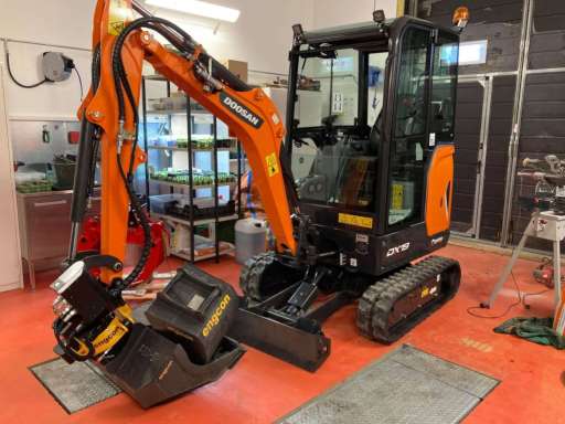 LEVERANS AV DOOSAN DX19! 