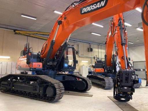 LEVERANS AV DOOSAN DX490LC-5!