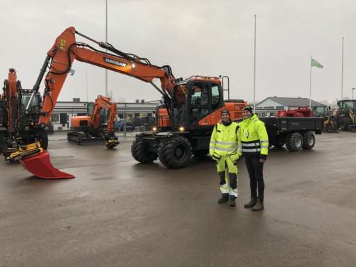 LEVERANS AV DOOSAN DX140W-5 TILL YSTAD ENERGI AB!