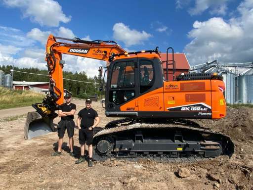 LEVERANS AV DOOSAN DX160LC-7!